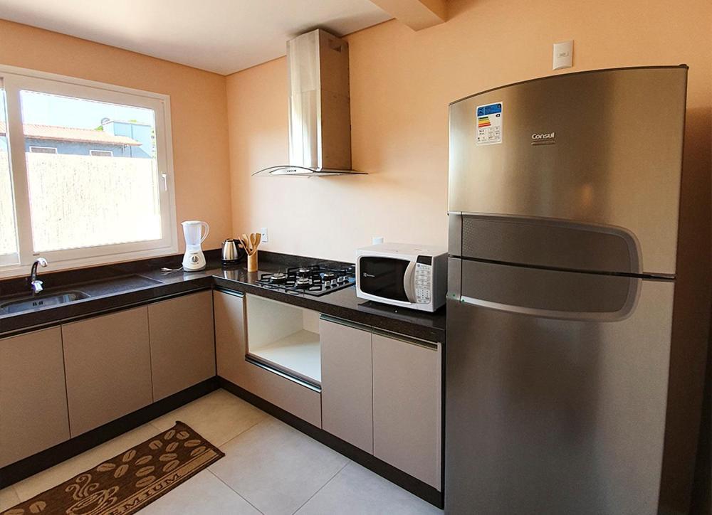 ガロパバ Residencial Ferrazヴィラ エクステリア 写真